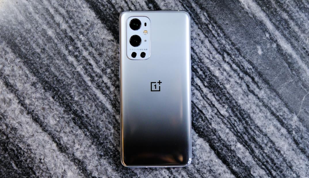 Mi 11 Ultra Vs OnePlus 9 Pro