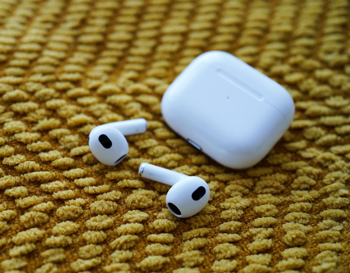 AirPods 3 Battery