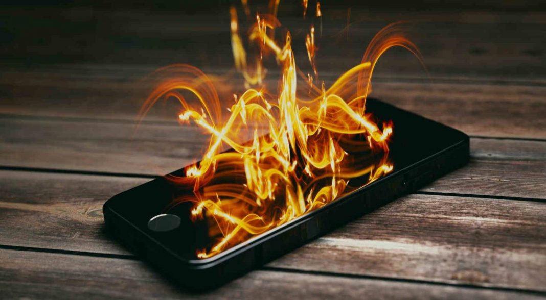Why iPhones Become Hot